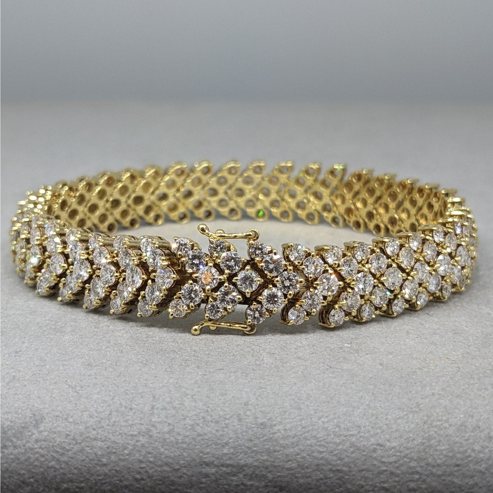 Round Diamond Wide Chevron Bracelet 11.5 ctw in 18k Yellow Gold