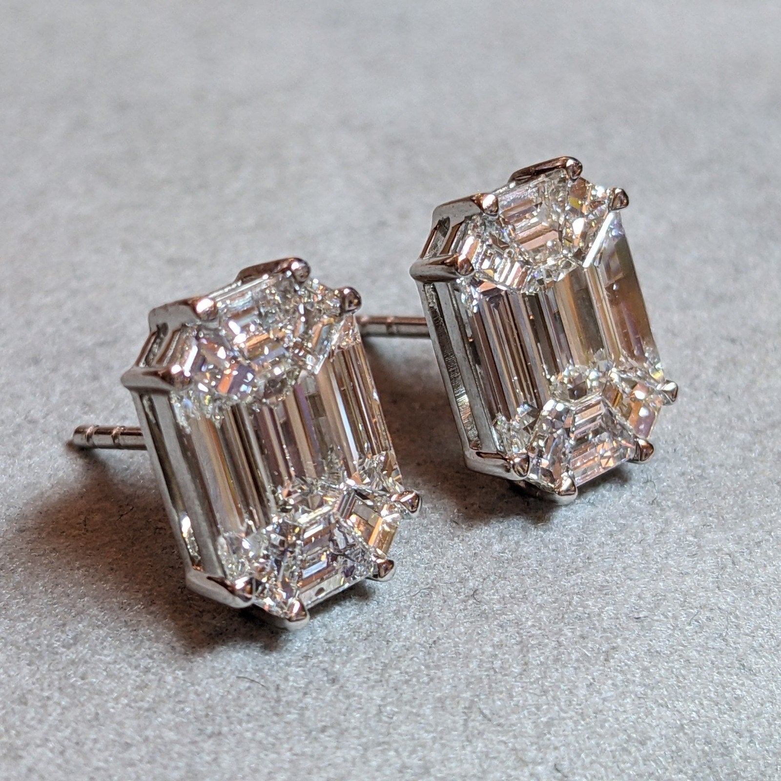 Large Illusion set Natural Diamond Stud Earrings in 18k White Gold