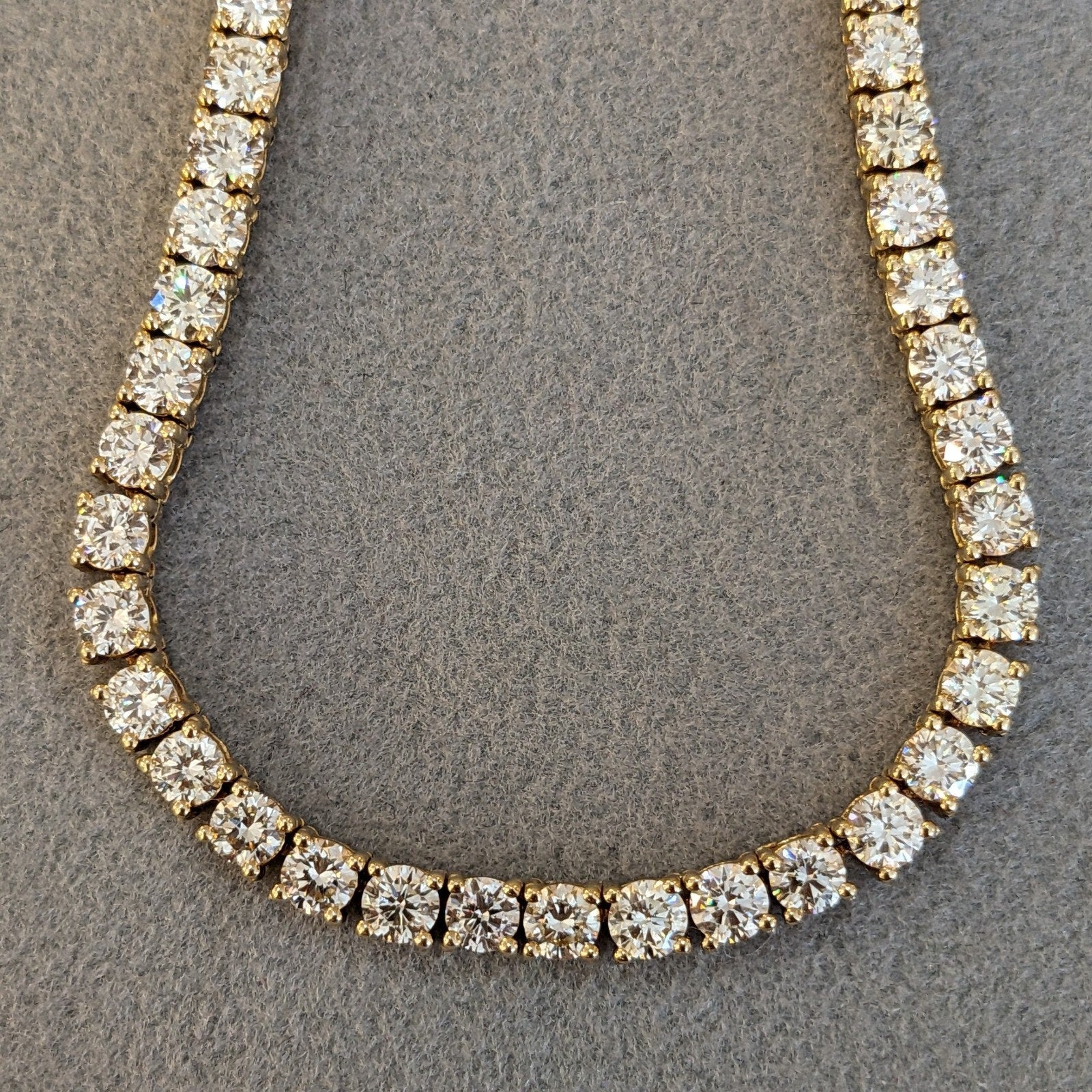 4-prong Round Diamond Tennis Necklace 14.50 cttw in 14k Yellow Gold