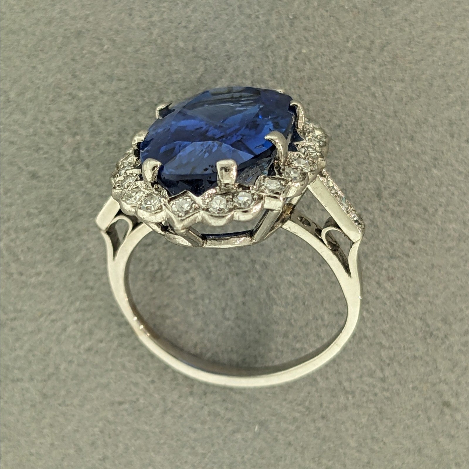 GIA 12.81 ct Unheated Burma Sapphire Vintage Diamond Ring in Platinum