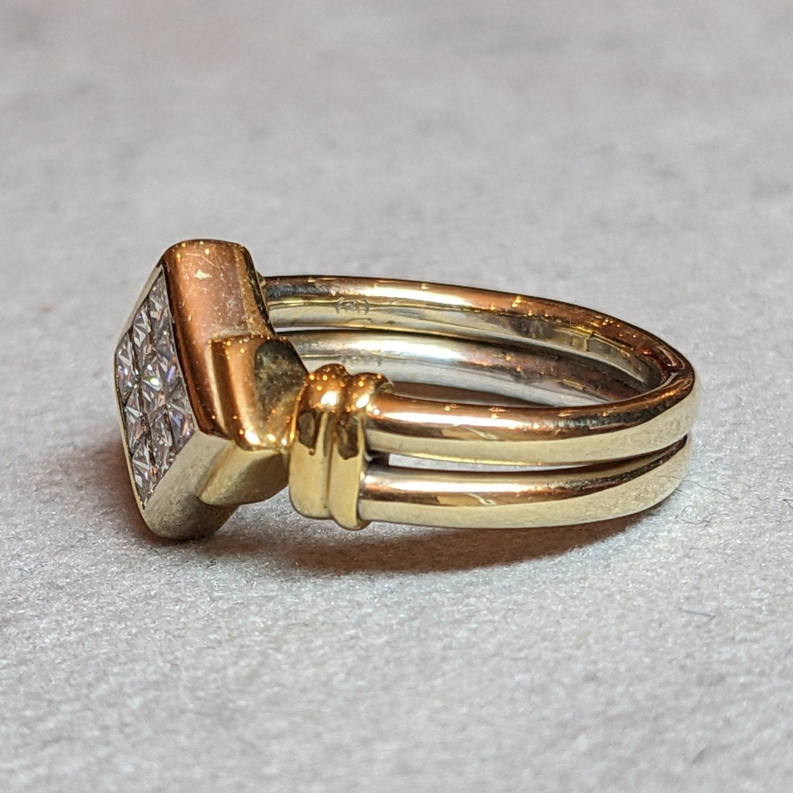 Illusion Set Princess Cut Diamond Ring in 18k Yellow Gold