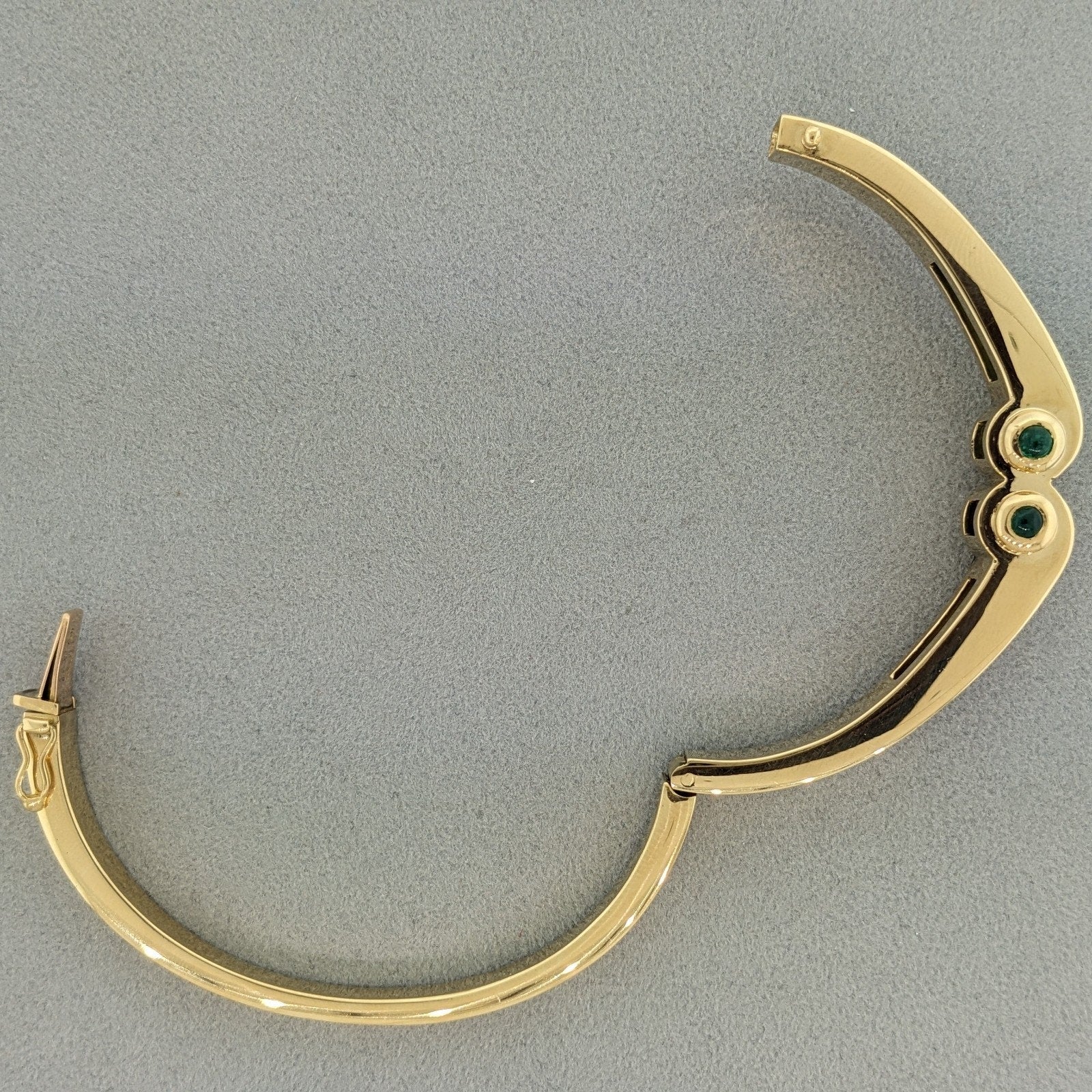 Emerald and Diamond Hinged Bangle Bracelet in 18k Yellow Gold