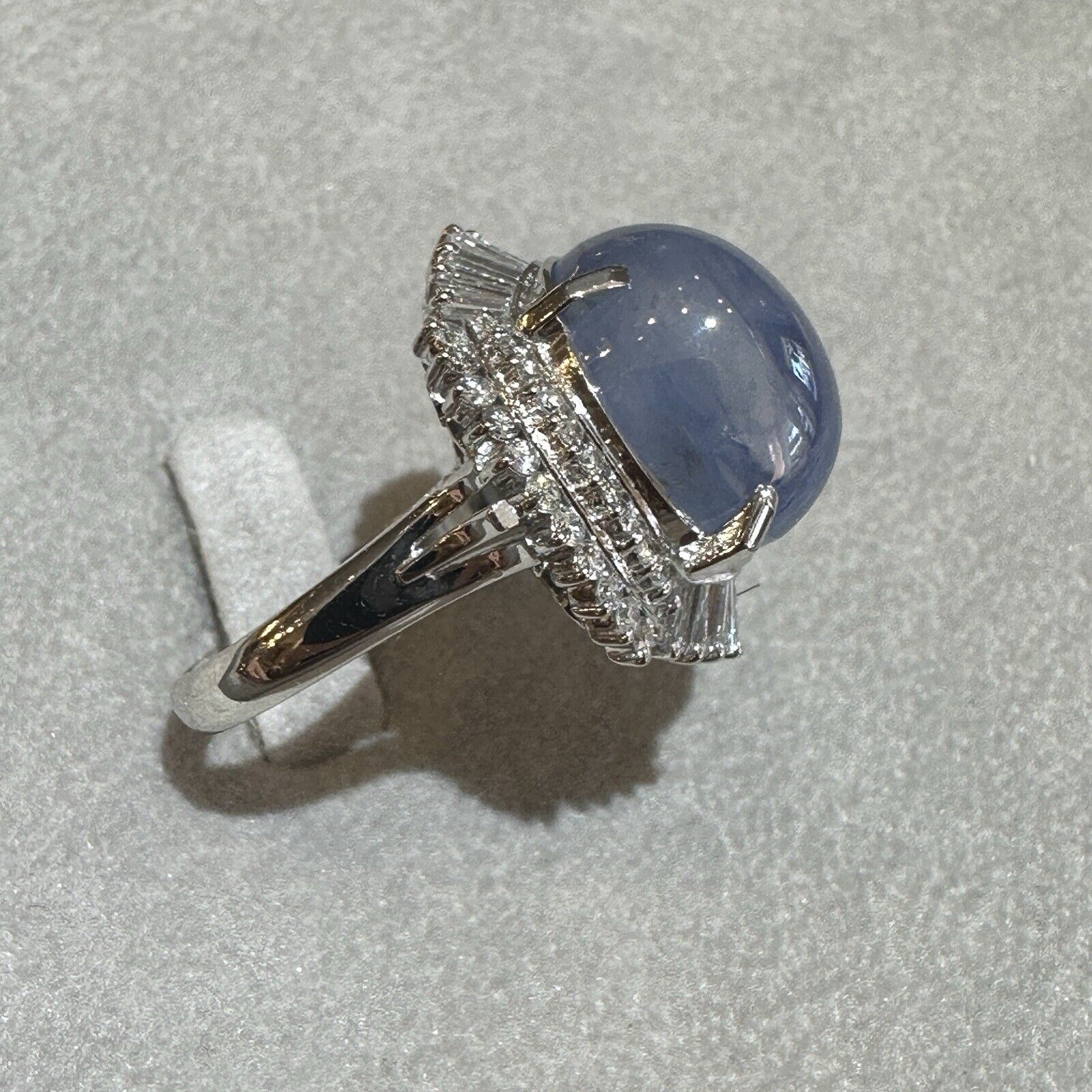 20.7 cts. Blue Star Sapphire & Diamond Ballerina Ring in Platinum