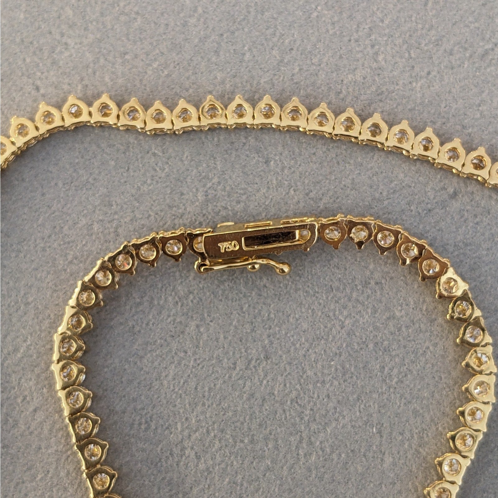 16" Natural Round Diamond Tennis Necklace 9.00 ctw in 18k Yellow Gold