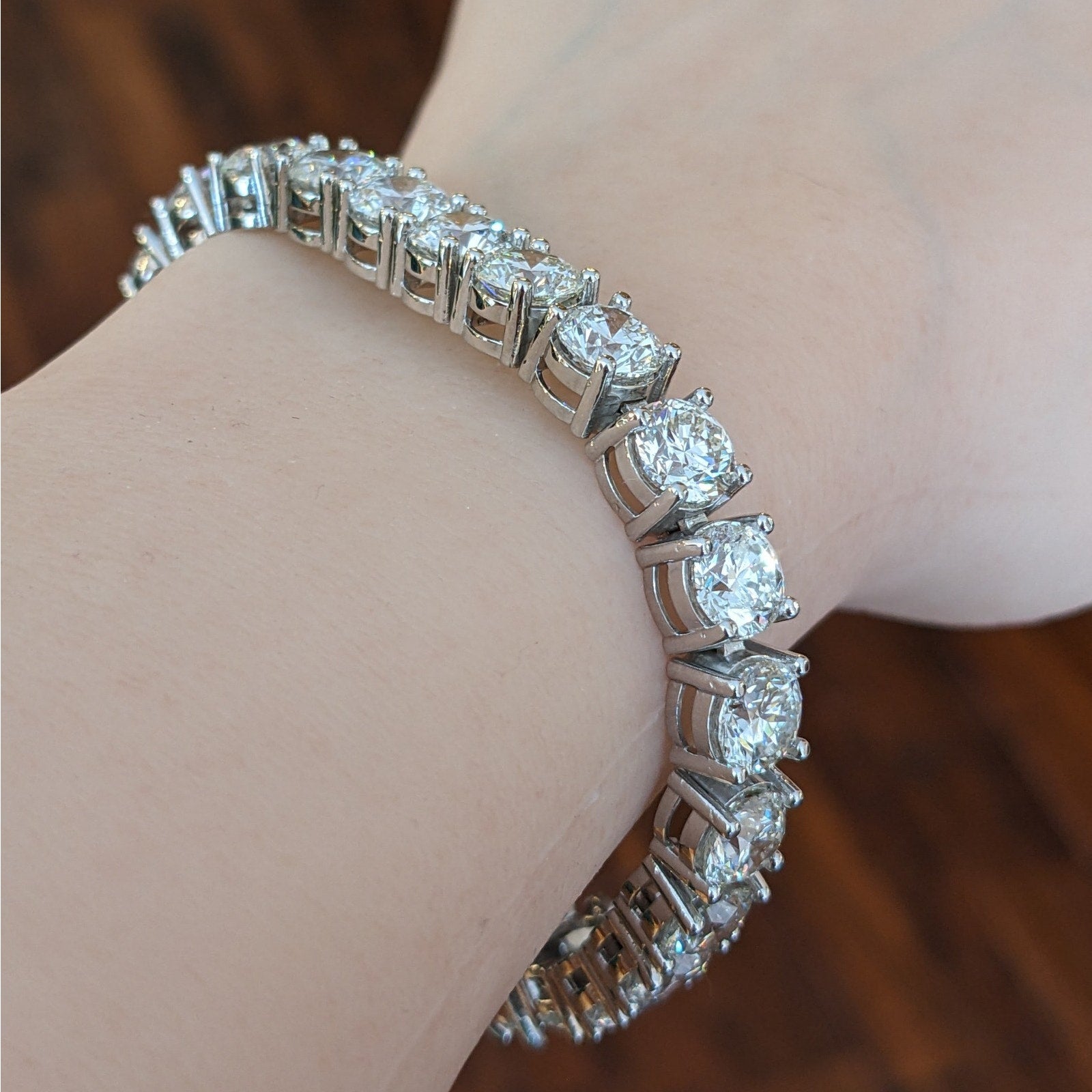26.29 cts Diamond Tennis Bracelet Rounds in 14k White Gold 7 inches