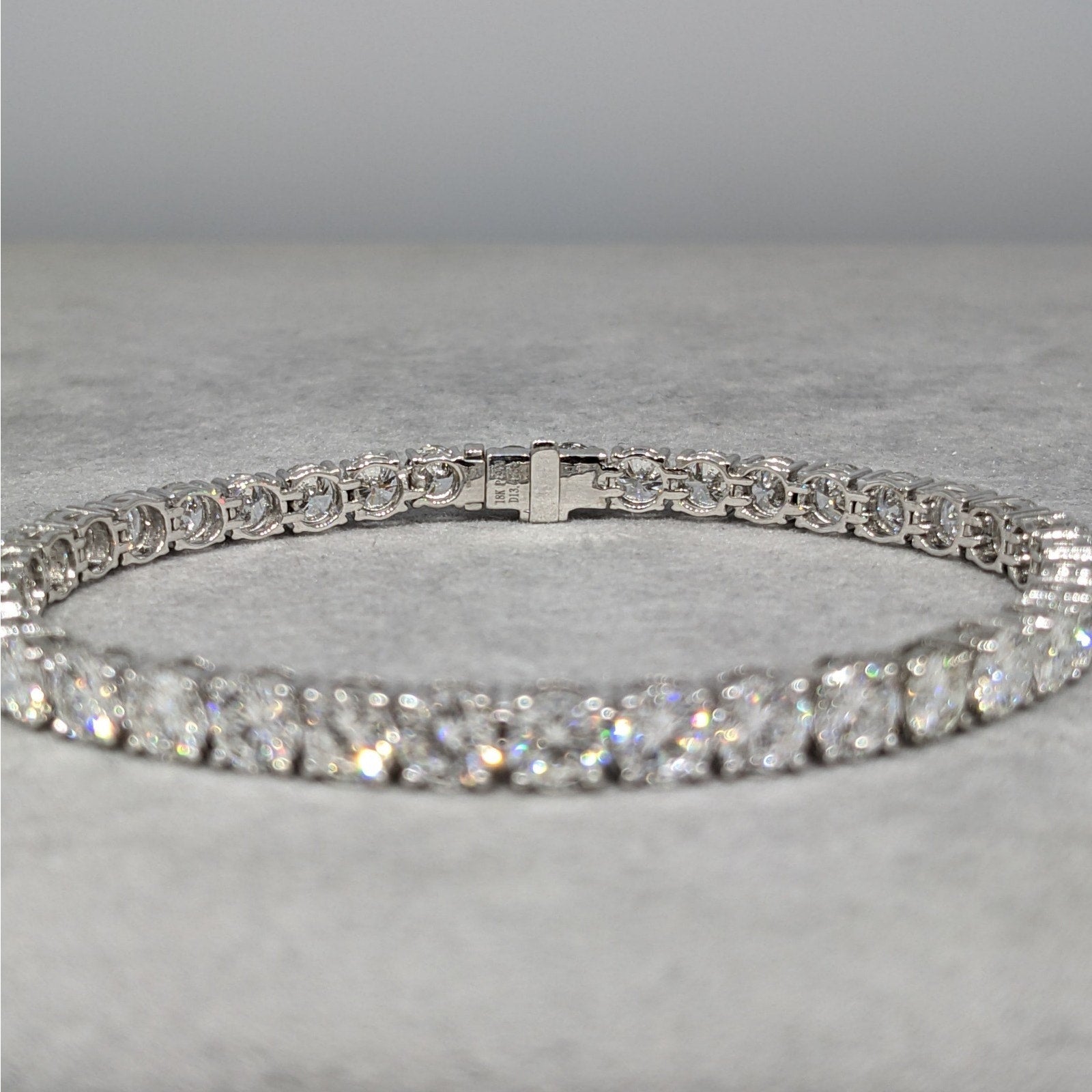 Natural Round Diamond Tennis Bracelet 13.00 ctw in 18k White Gold & Platinum