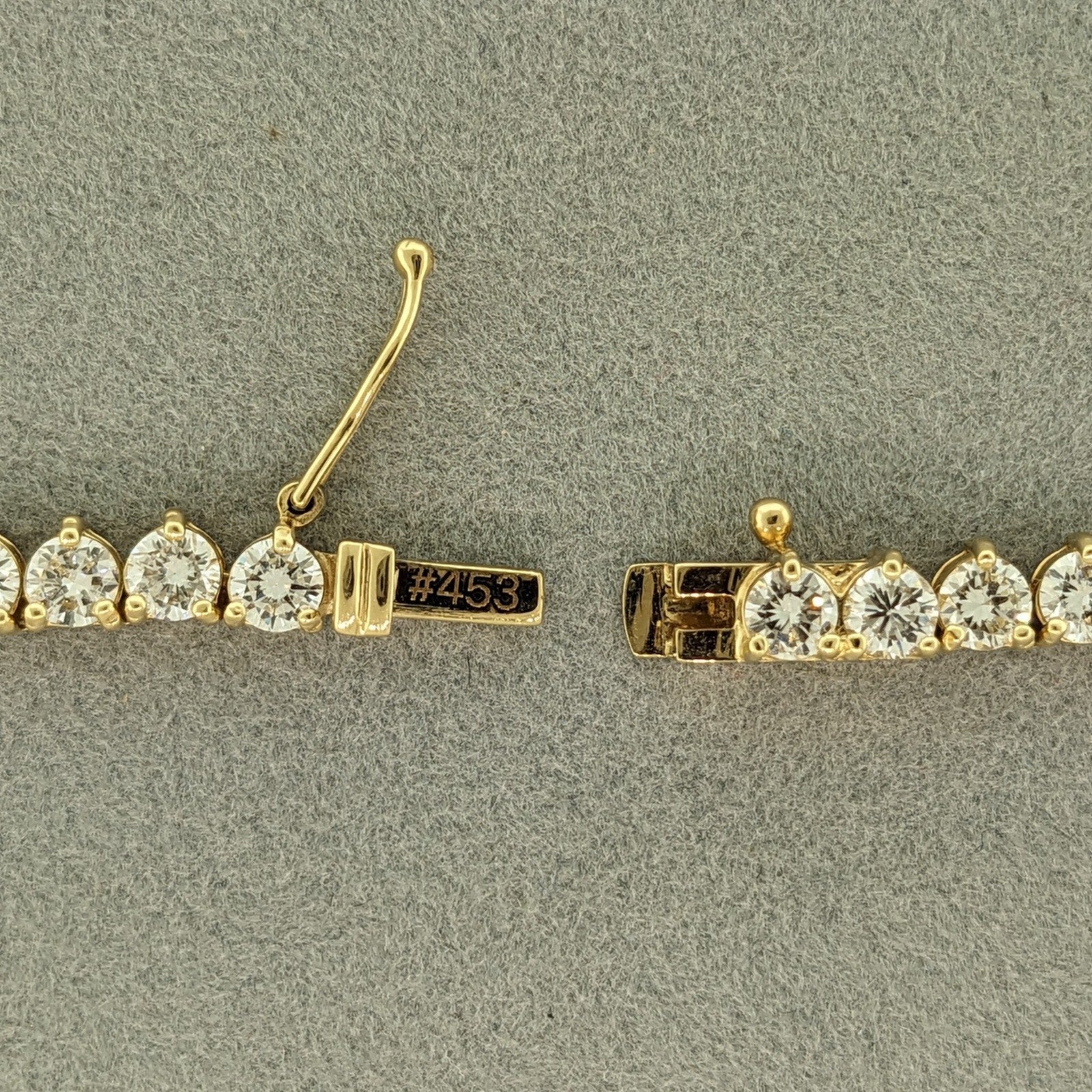 Natural Diamond Tennis Necklace 14.96 ctw in 18k Yellow Gold 16.5"