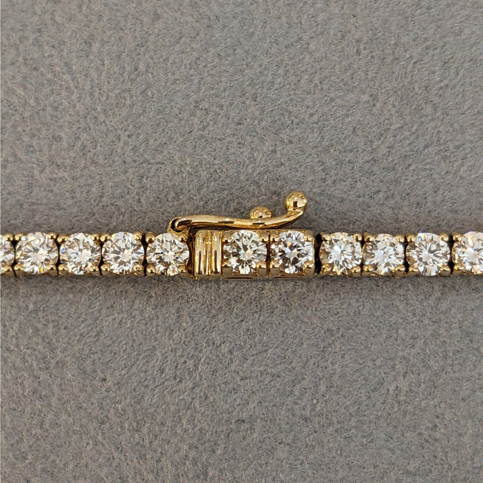 4-prong Round Diamond Tennis Necklace 14.50 cttw in 14k Yellow Gold