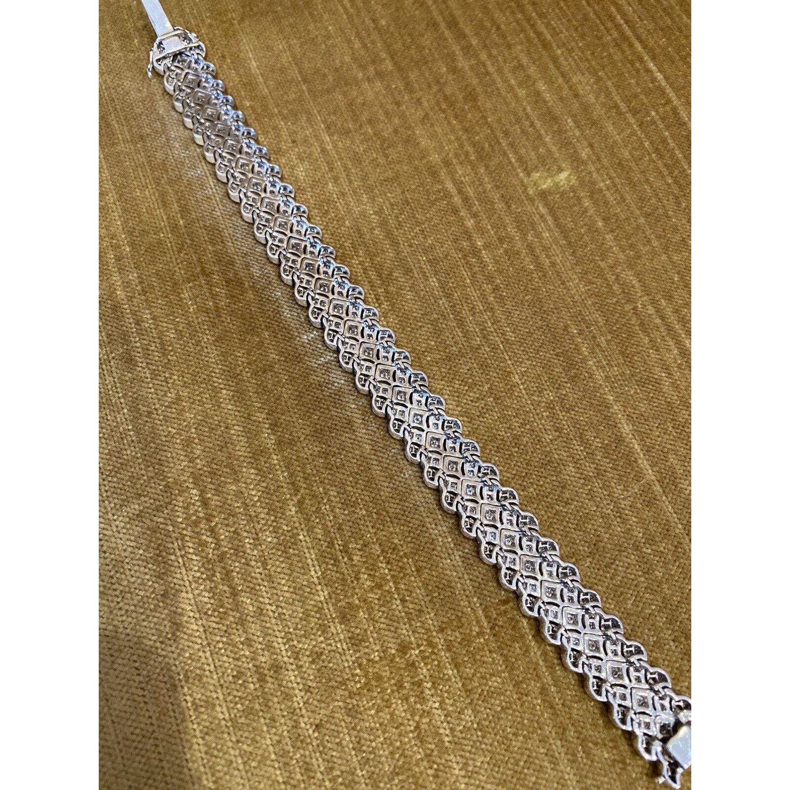 Vintage Scalloped Link Diamond Bracelet 4.50cttw in 18k White Gold -- HM2291AIDF