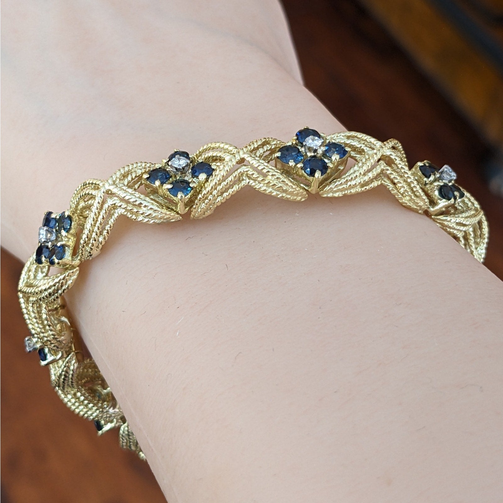 La Triomphe Sapphire and Diamond "X" Bracelet in 18k Yellow Gold