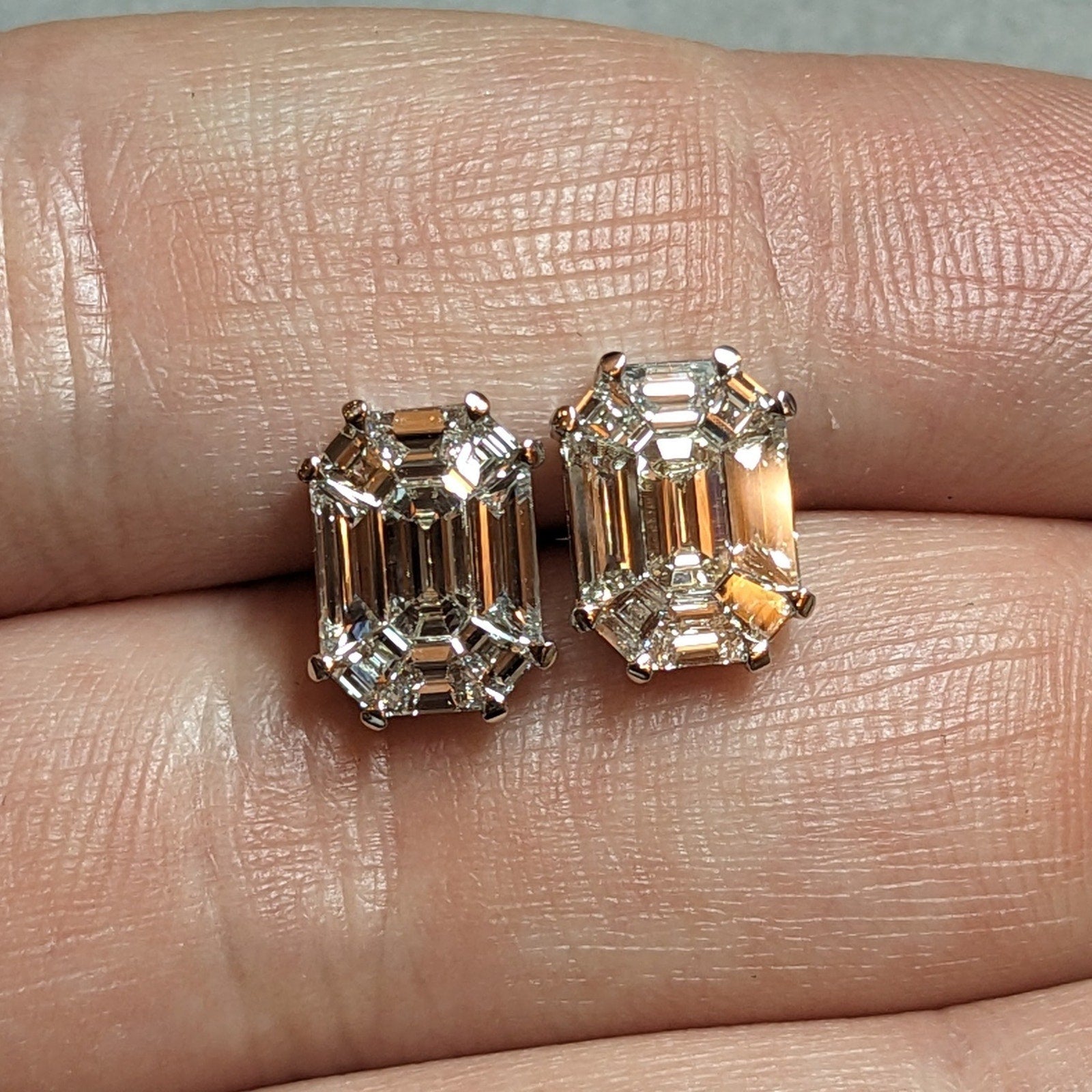 Illusion set Natural Diamond Stud Earrings 1.68cttw in 18k White Gold