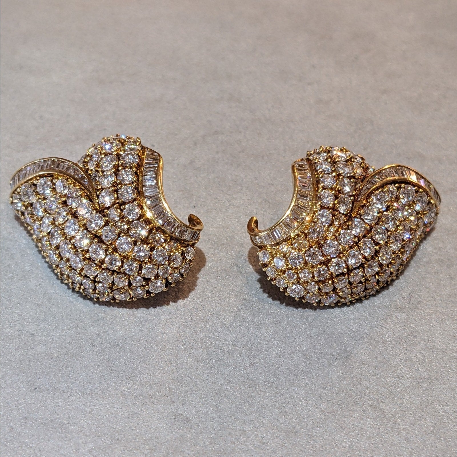 Large Diamond Tulip Earrings 15.00 cttw in 18k Yellow Gold