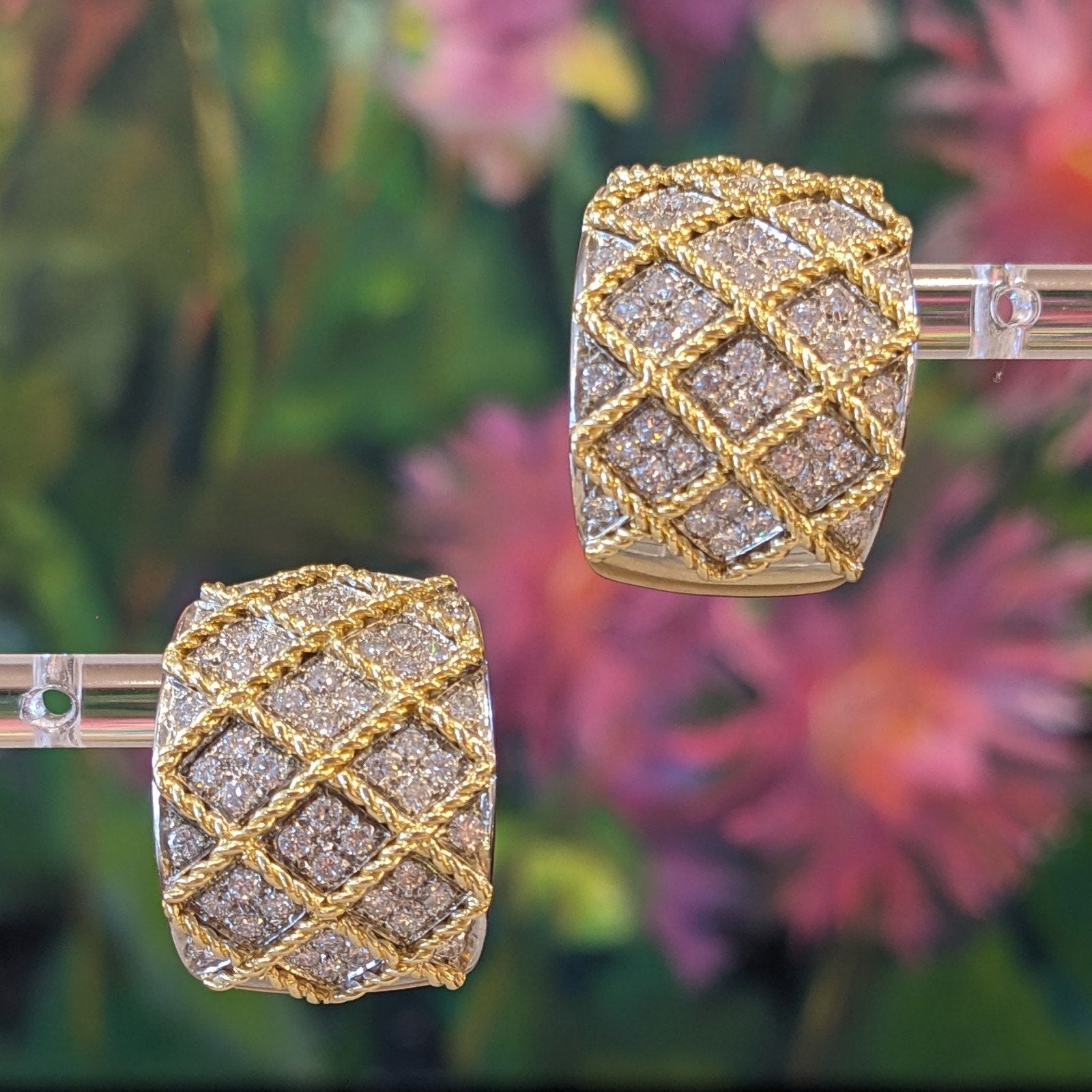 Wide Diamond Crosshatch Hoop Earrings in 18k Yellow Gold