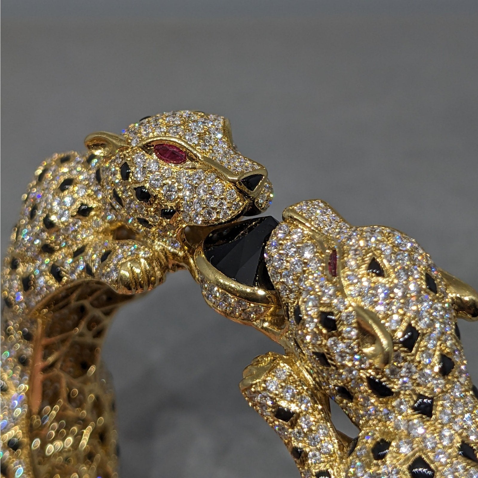Double Panther Diamond Pave Bangle Bracelet in 18k Yellow Gold