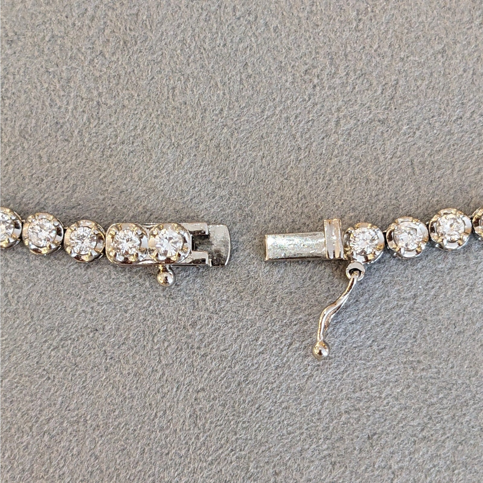 10.01 cttw Natural Diamond Graduated Tennis Necklace in Platinum