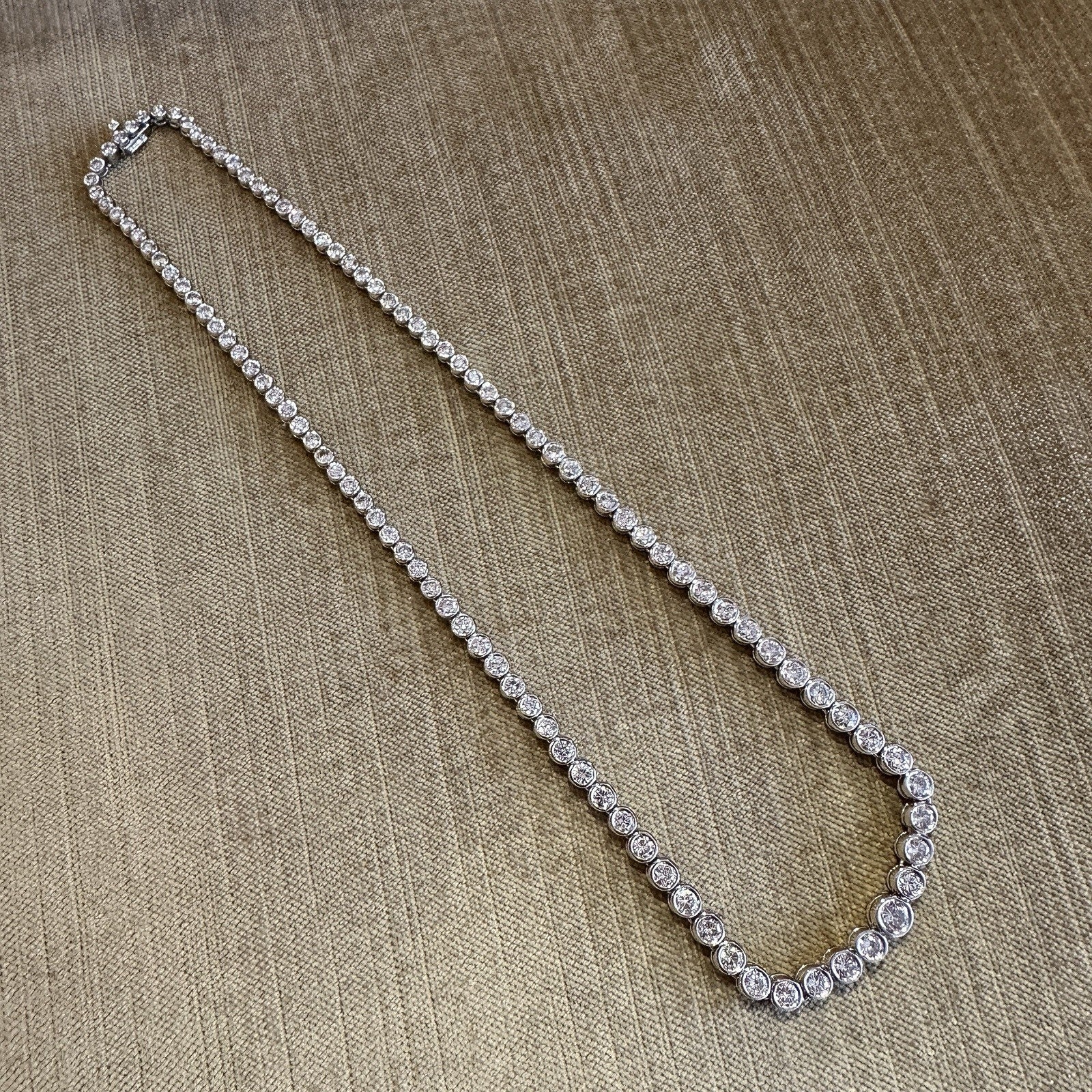 10.13 cttw Natural Diamond Graduated Tennis Necklace in Platinum 16.75"