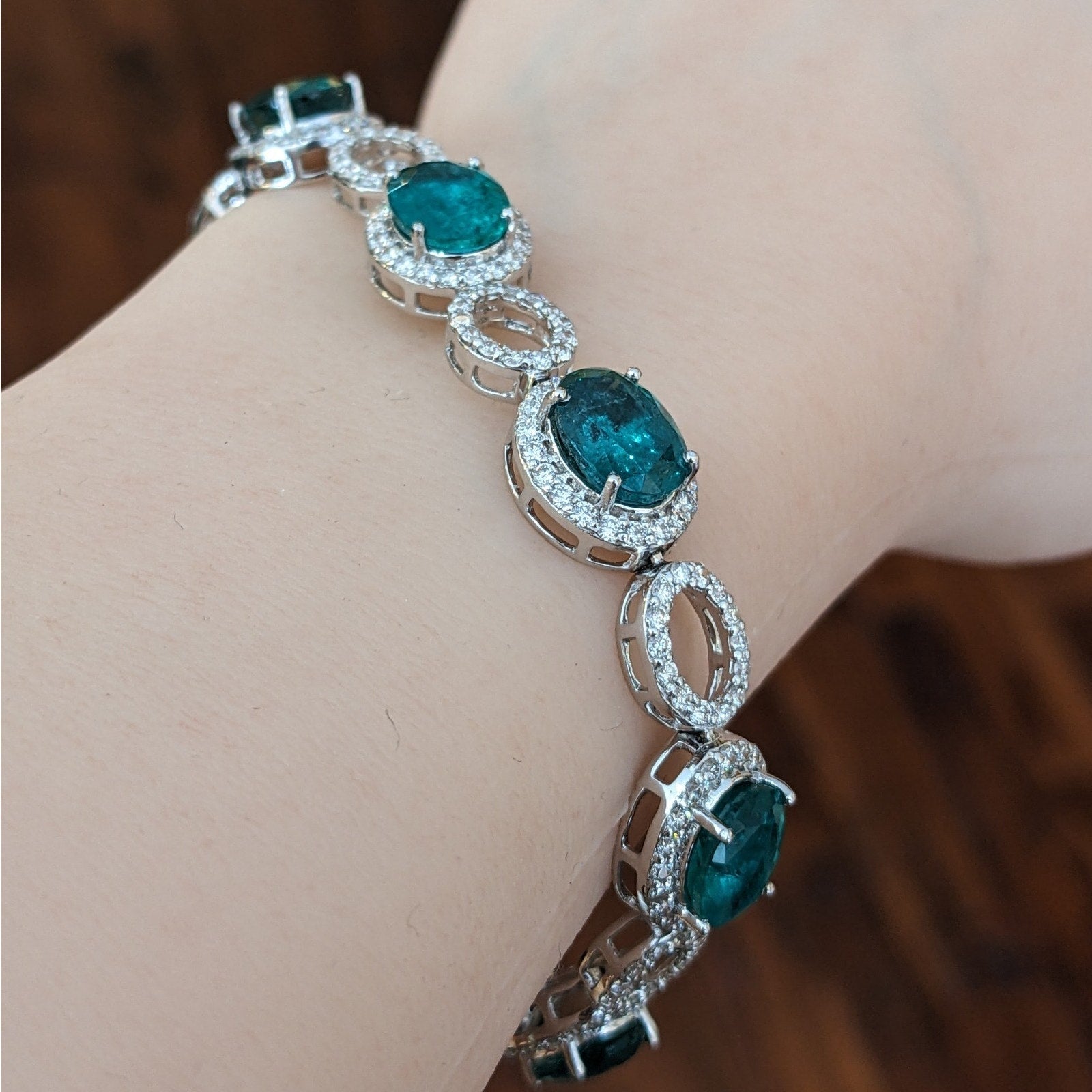 GIA Oval Emerald and Diamond Link Bracelet in 18k White Gold