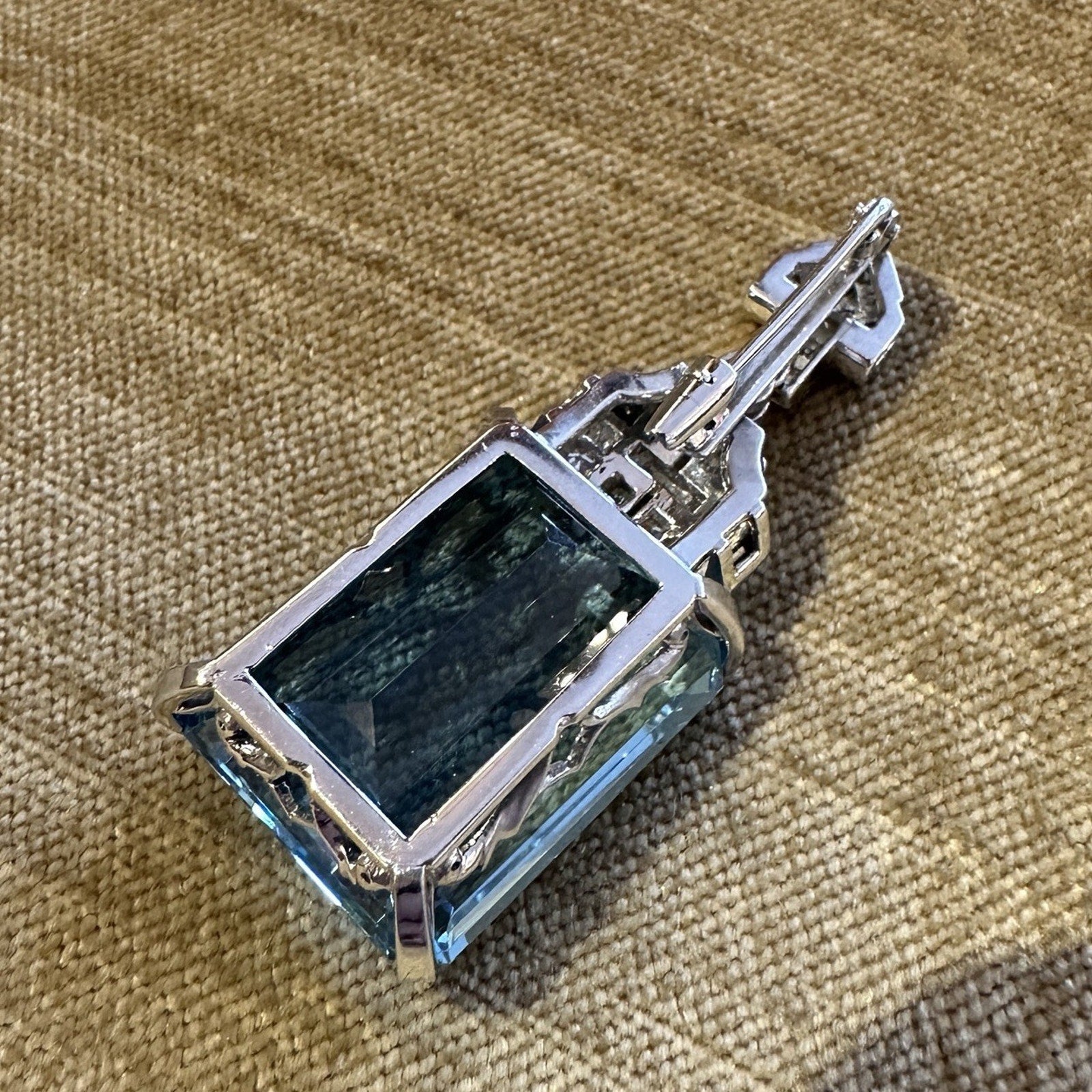 GIA 45 ct Aquamarine Santa Maria Blue & Diamond Art Deco Brooch Platinum