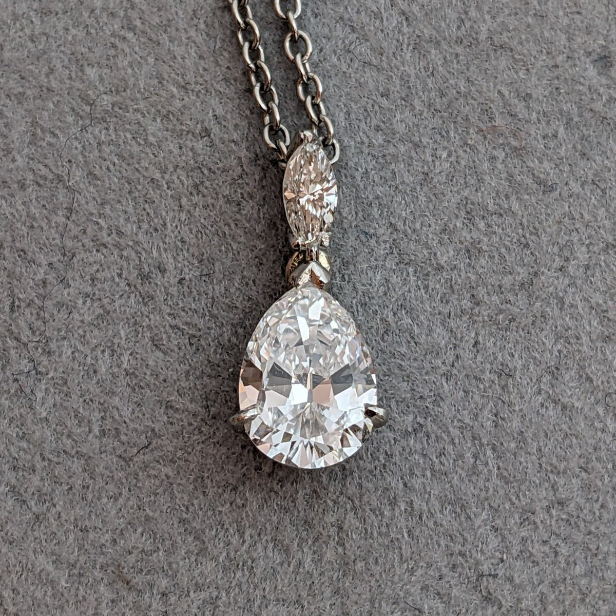 GIA 1.65 ct Pear Diamond H-SI1 Pendant Necklace in 18k White Gold/Plat