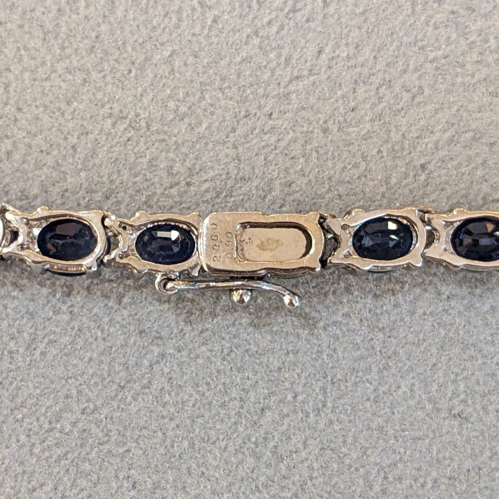 Natural Blue Sapphire and Diamond Choker Necklace in 18k White Gold