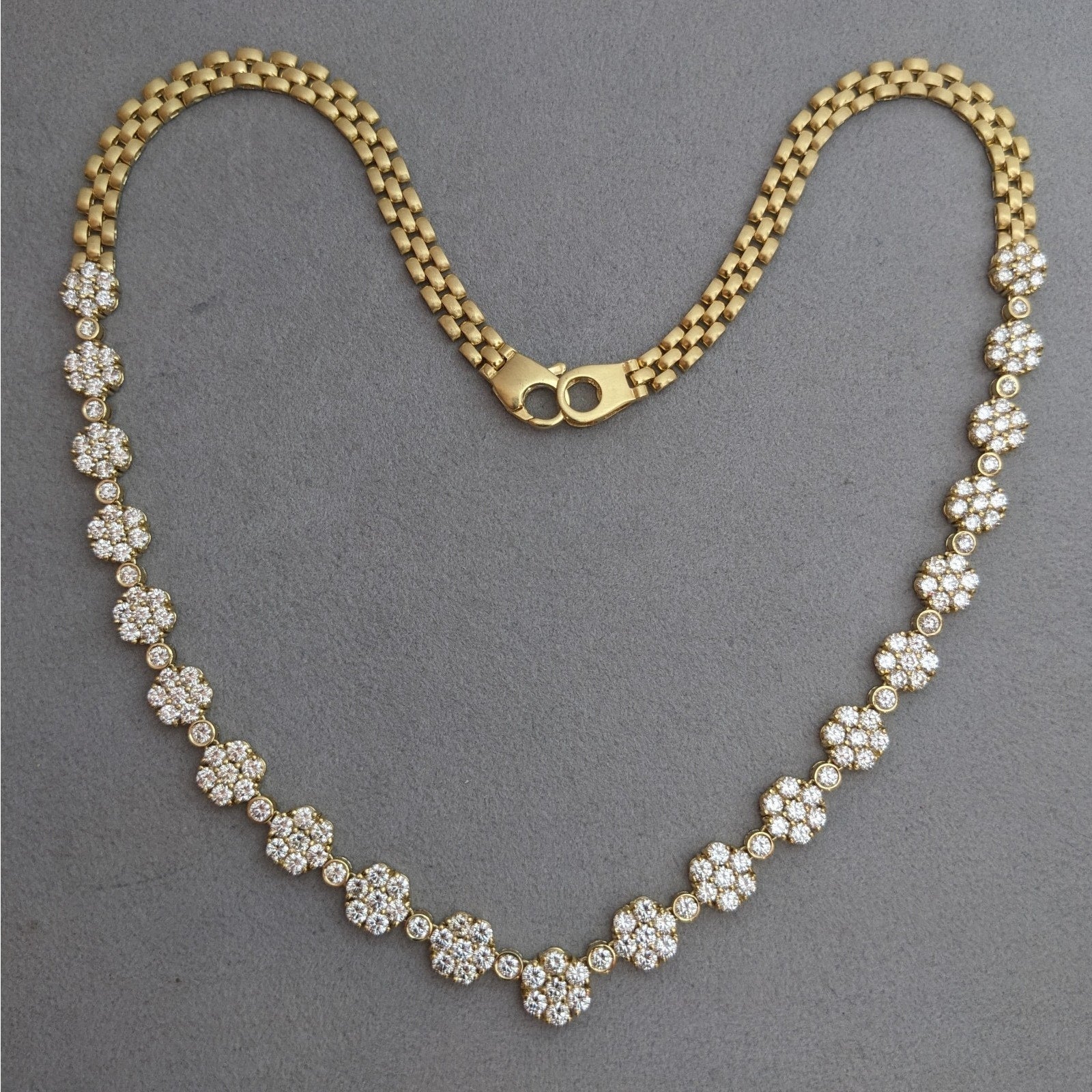 Natural Diamond Floret Necklace 10.68 ctw - Italian- 18k Yellow Gold