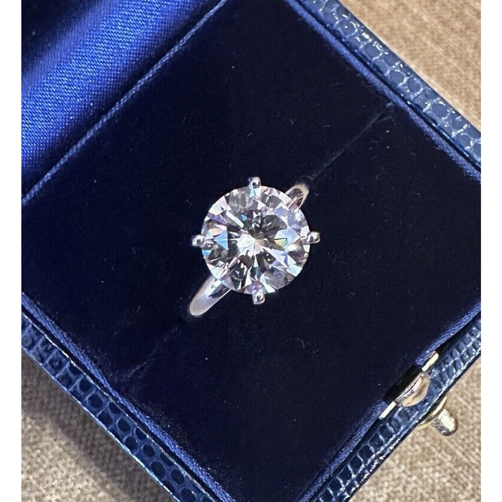 GIA 3.26 ct Round Brilliant Diamond Solitaire Ring in Platinum