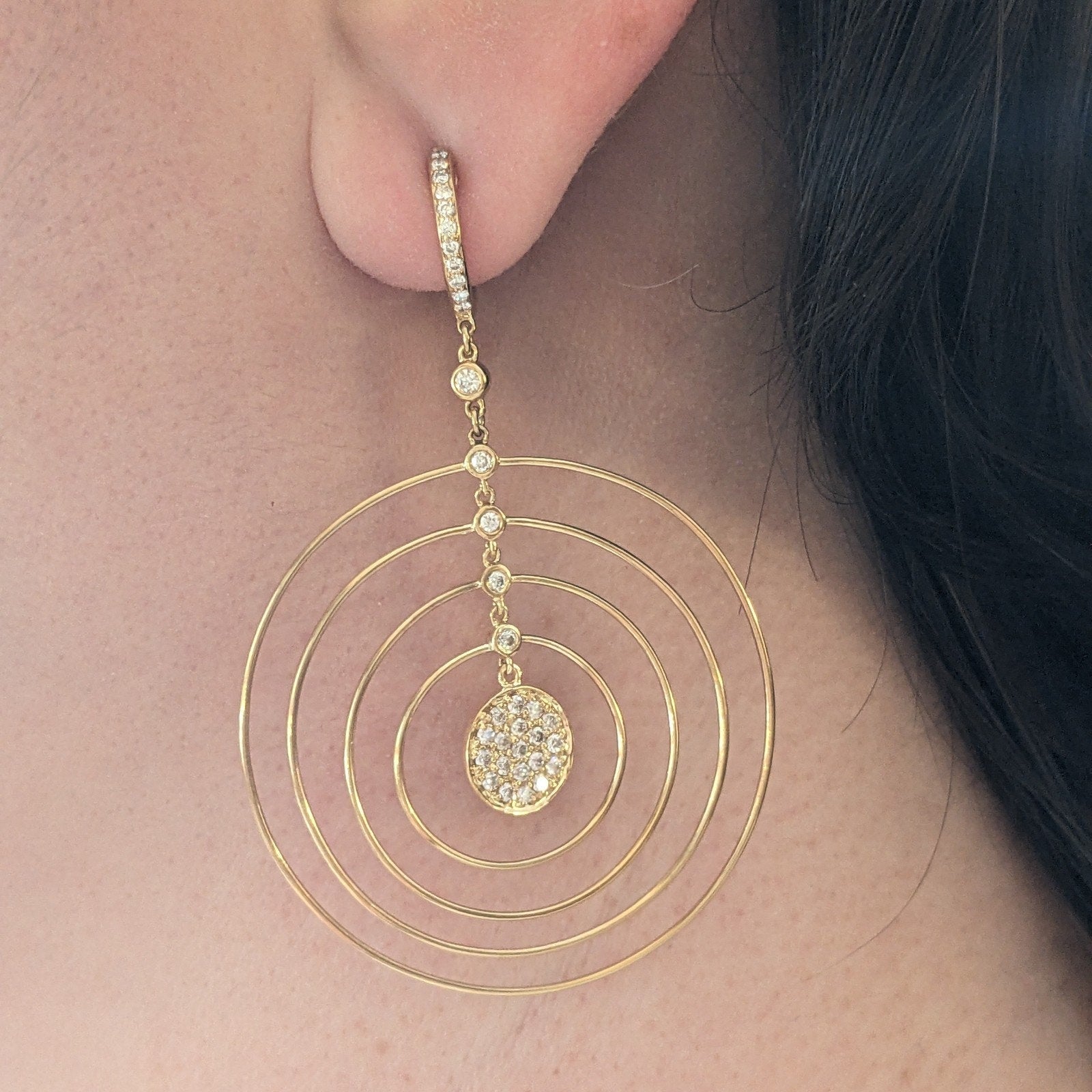 Diamond Circle Hoop Dangle Drop Earrings in 18k Yellow Gold