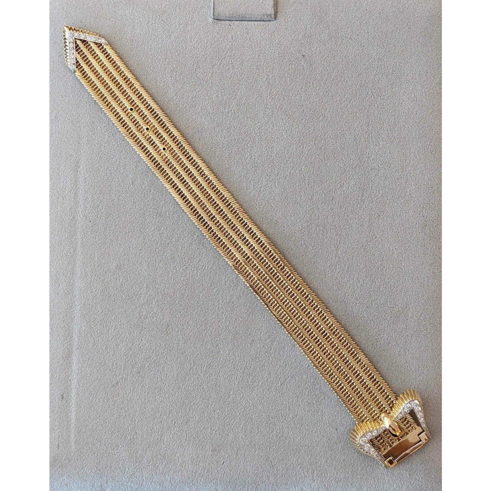 Vintage Kutchinsky Diamond Belt Bracelet in 18k Yellow Gold
