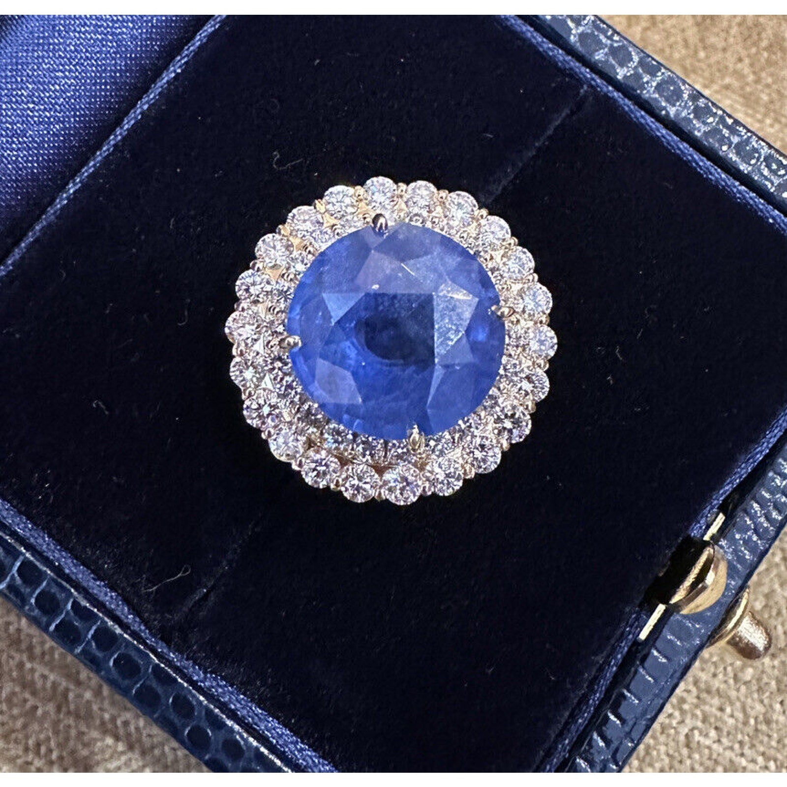 7.68 ct Round Sapphire Unheated Ceylon with Diamonds in 18k Yellow Gold-HM2427BZ