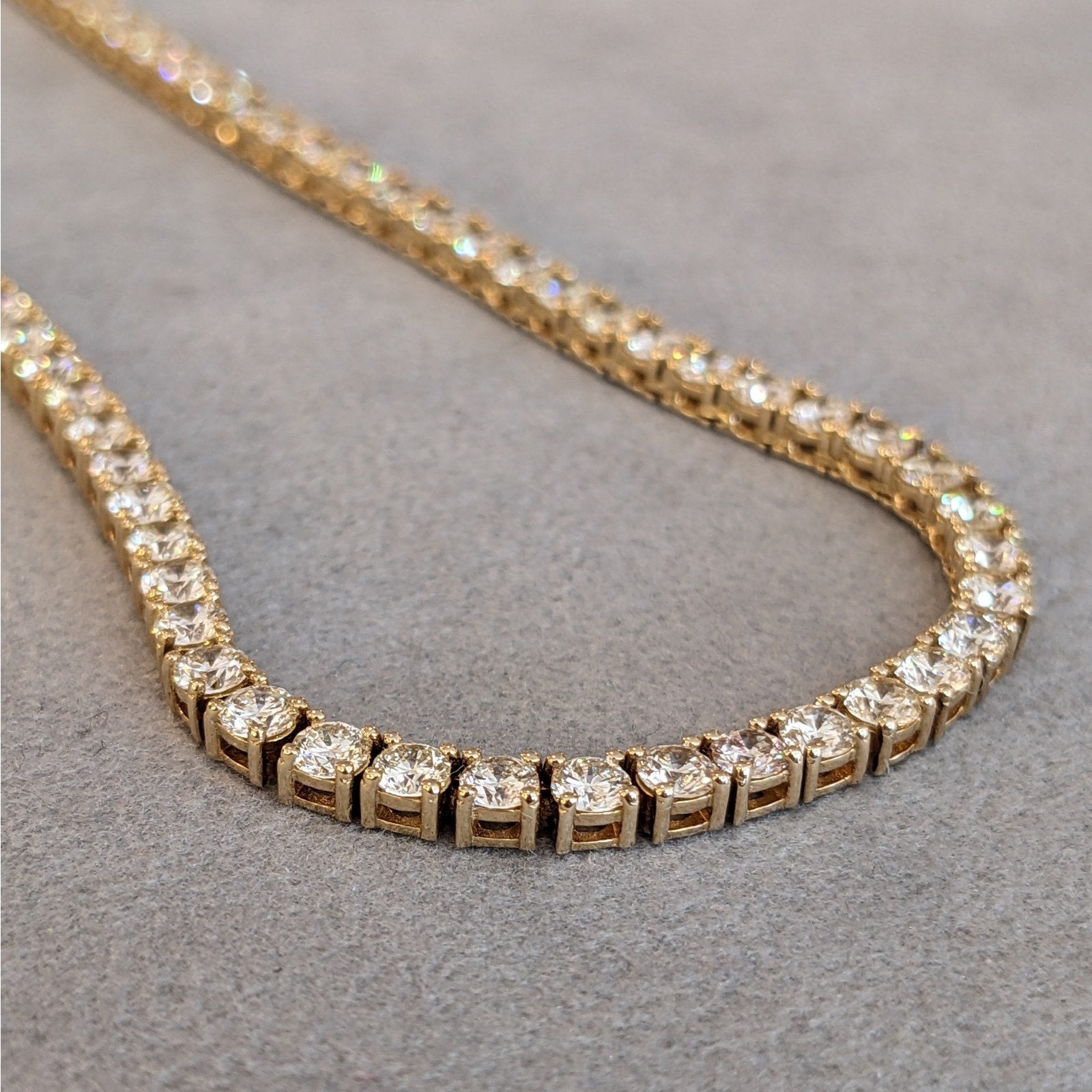 4-prong Round Diamond Tennis Necklace 14.50 cttw in 14k Yellow Gold