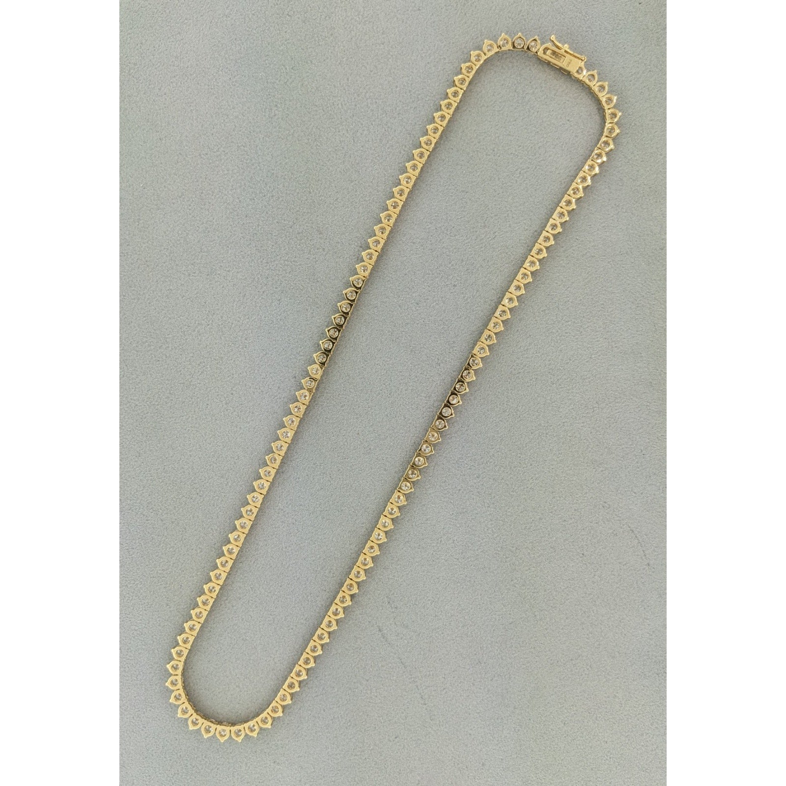 Natural Diamond Tennis Necklace 14.96 ctw in 18k Yellow Gold 16.5"
