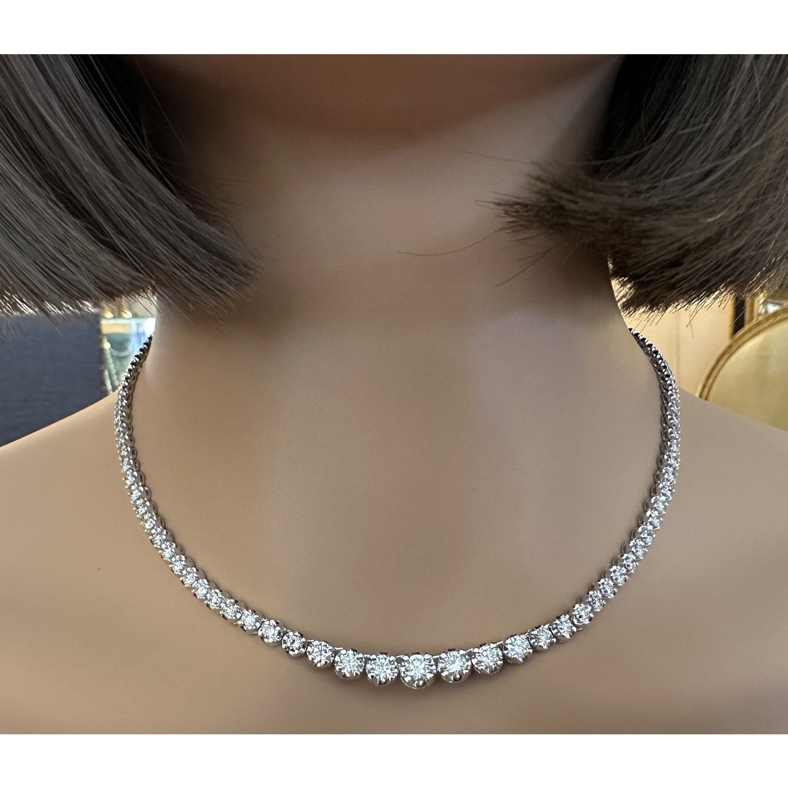 7.08 cttw Natural Diamond Graduated Tennis Necklace in Platinum