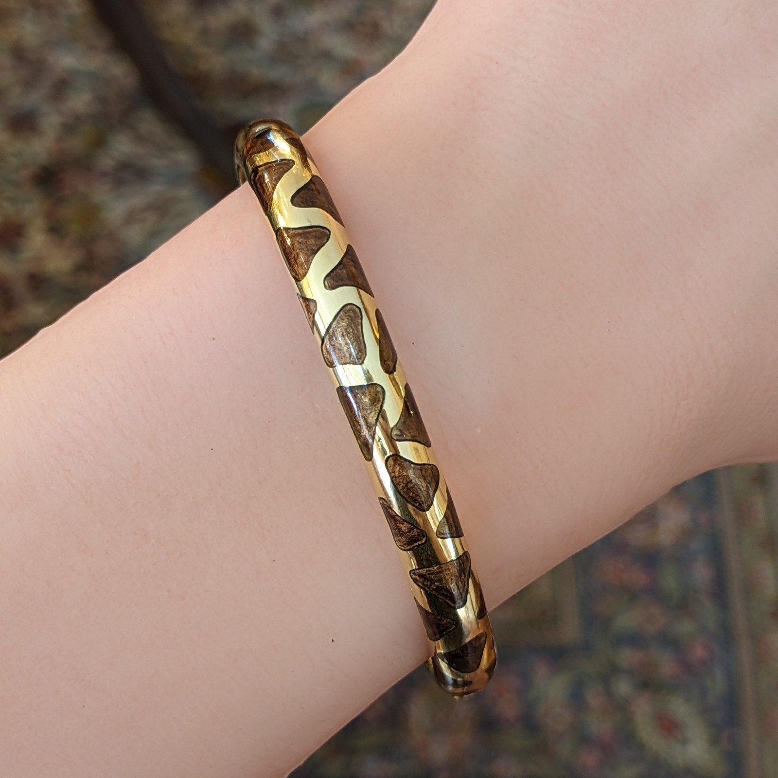 Roberto Coin Giraffe Enamel Bangle in 18k Yellow Gold