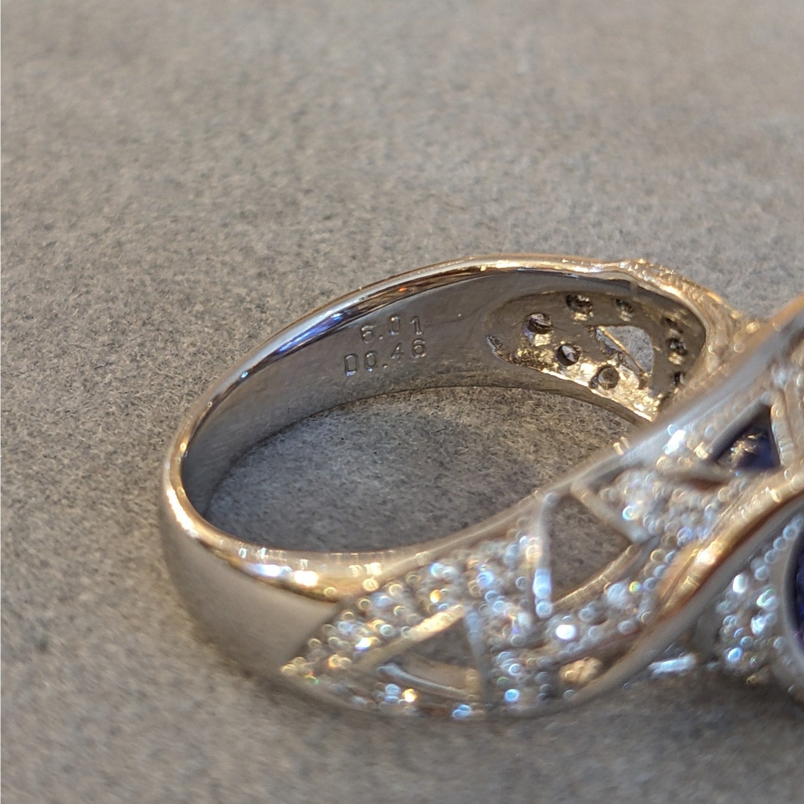 Cushion Tanzanite 6.01 ct and Diamond Ring in Platinum