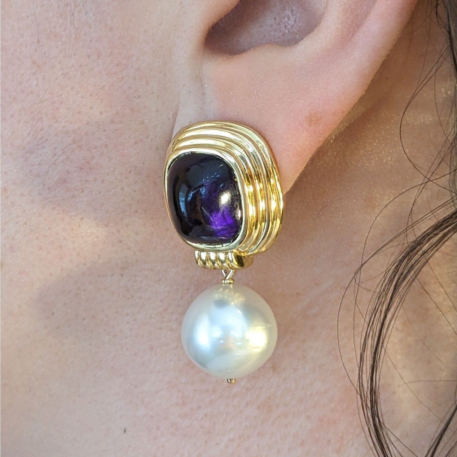 Amethyst and Pearl Dangle Drop Earrings in 18k Yellow Gold