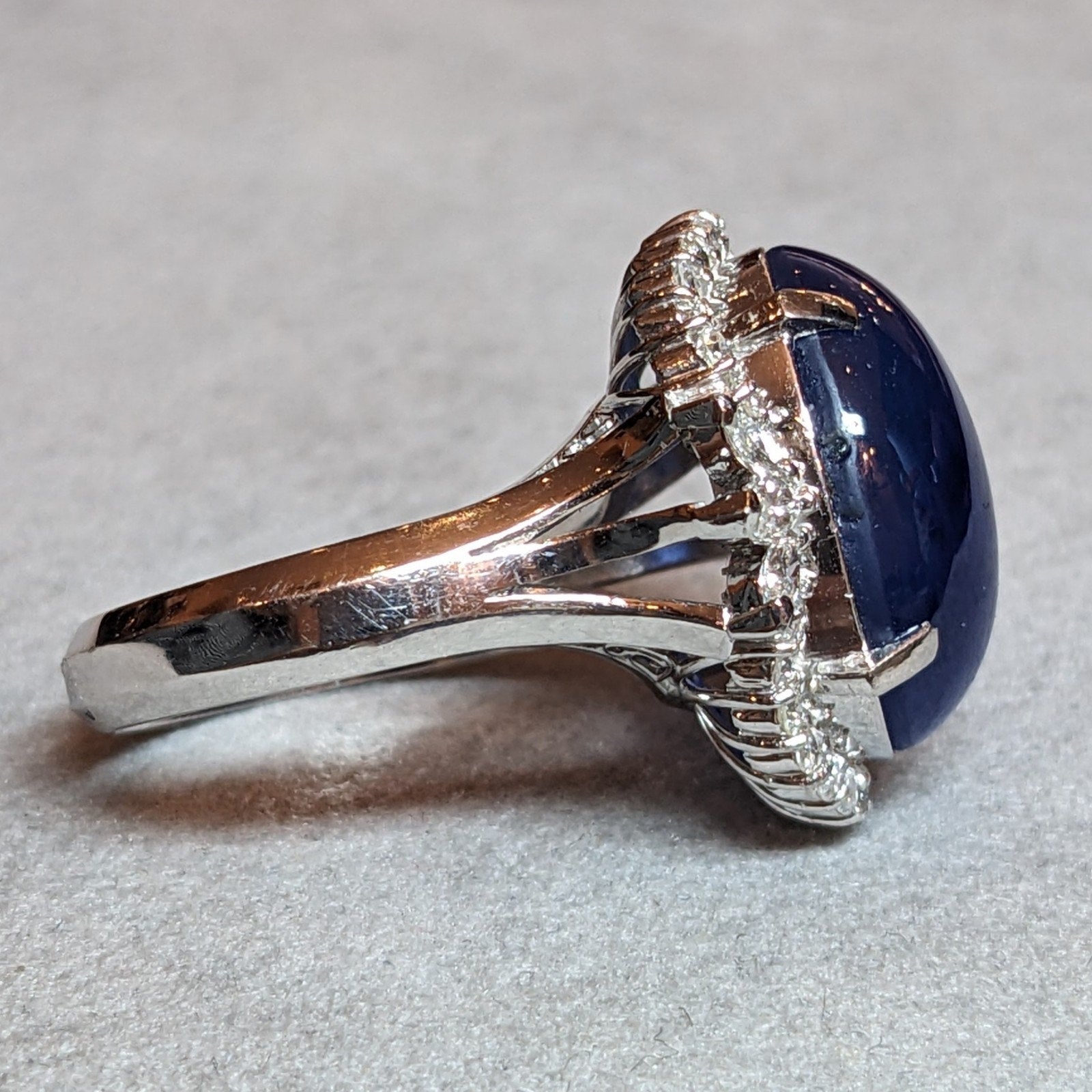 GIA 16.42 ct Natural Star Sapphire and Diamond Ring in Platinum