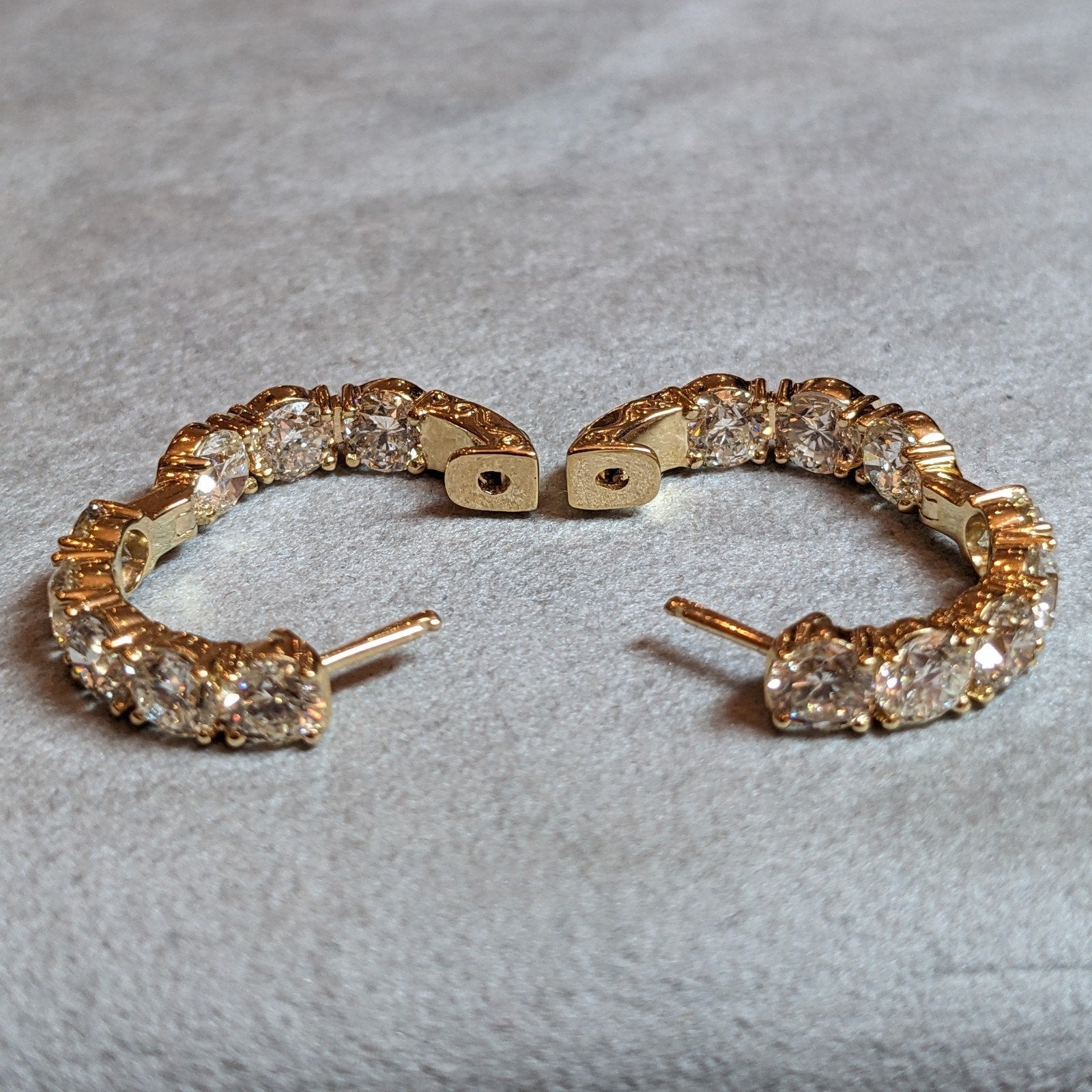 Natural Diamond 8.10 ct Inside Out Hoop Earrings in 18k Yellow Gold