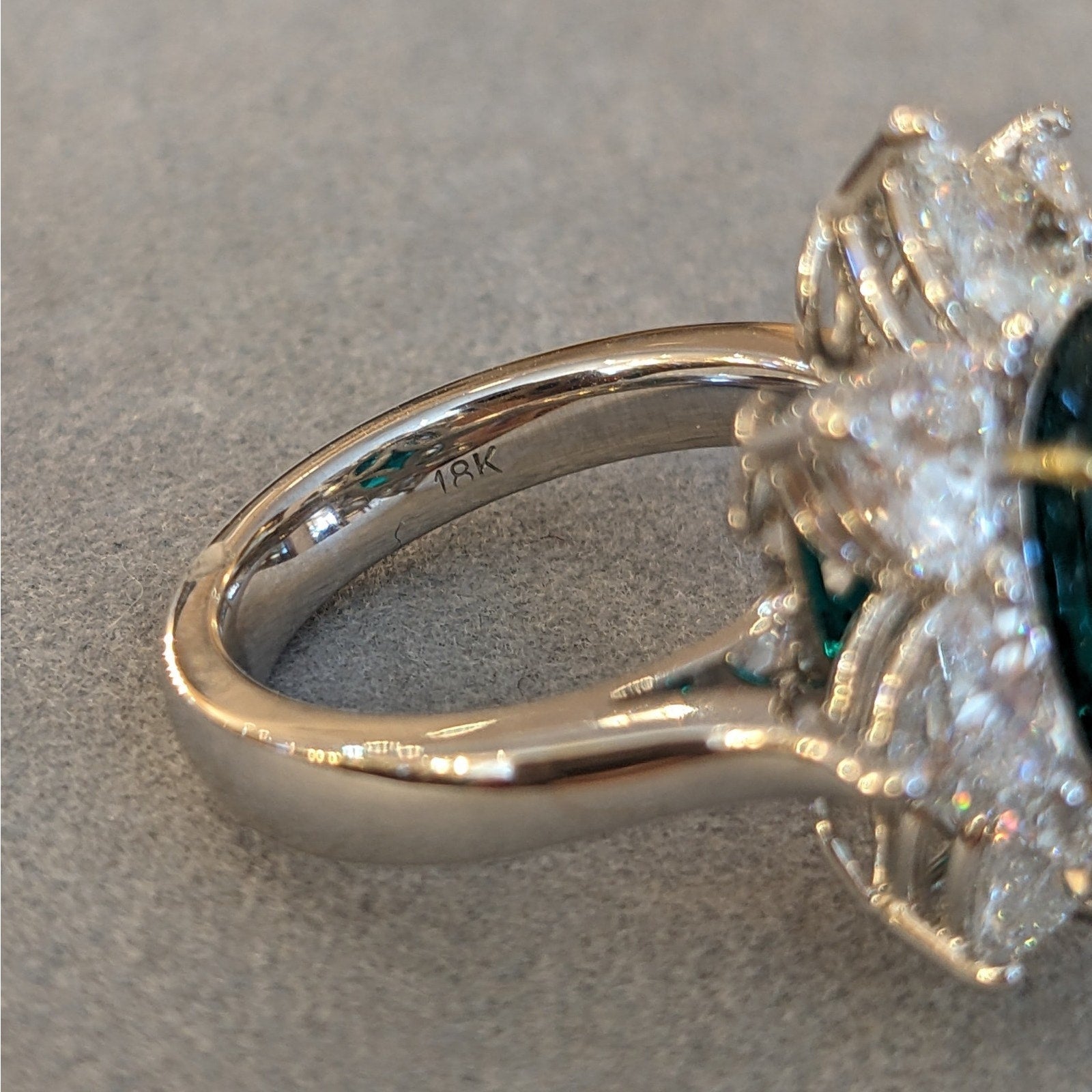 GIA Natural Emerald 4.83 ct with Heart Diamonds Ring in 18k White Gold