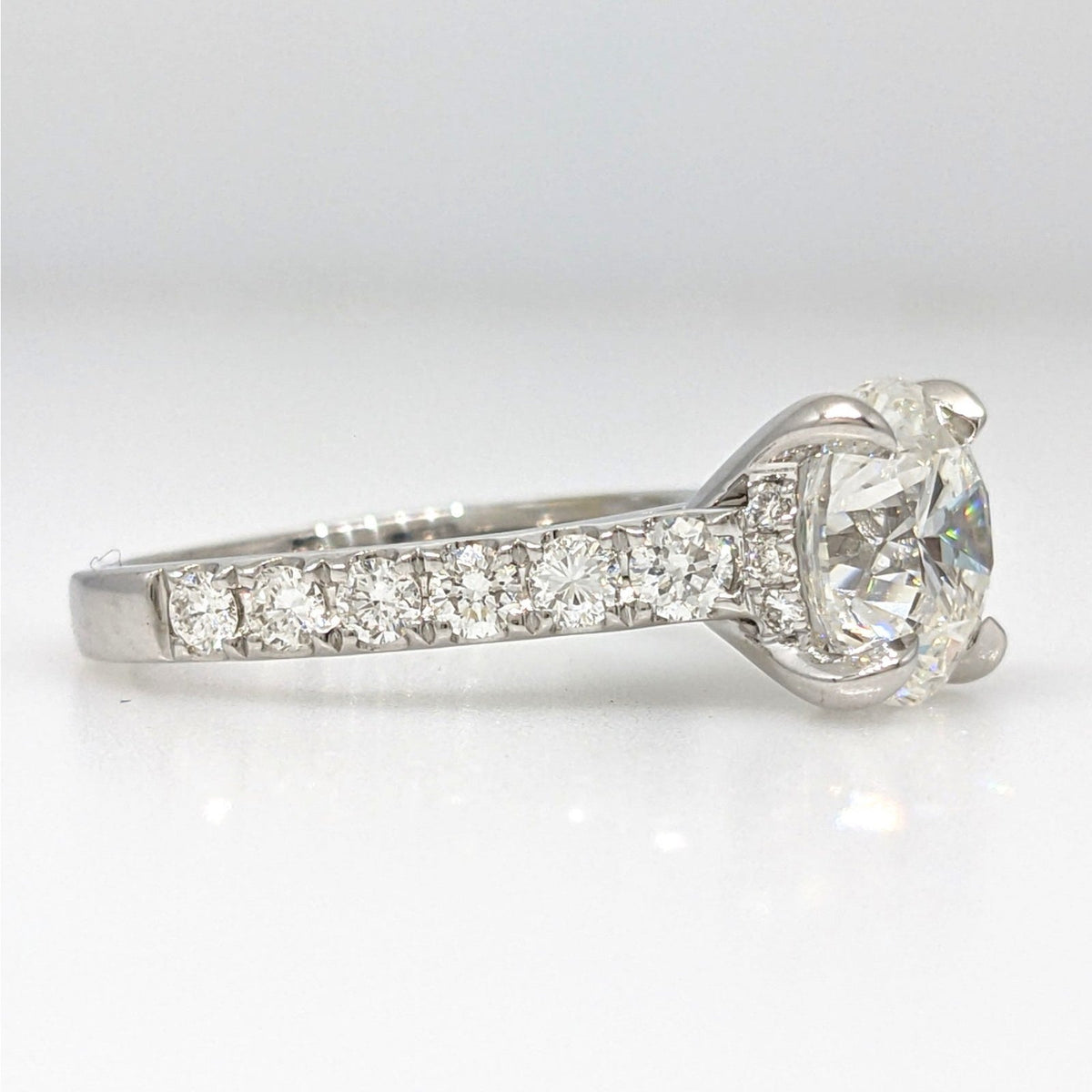 GIA Natural 3.01 ct Round Brilliant Diamond Ring in 18k White Gold