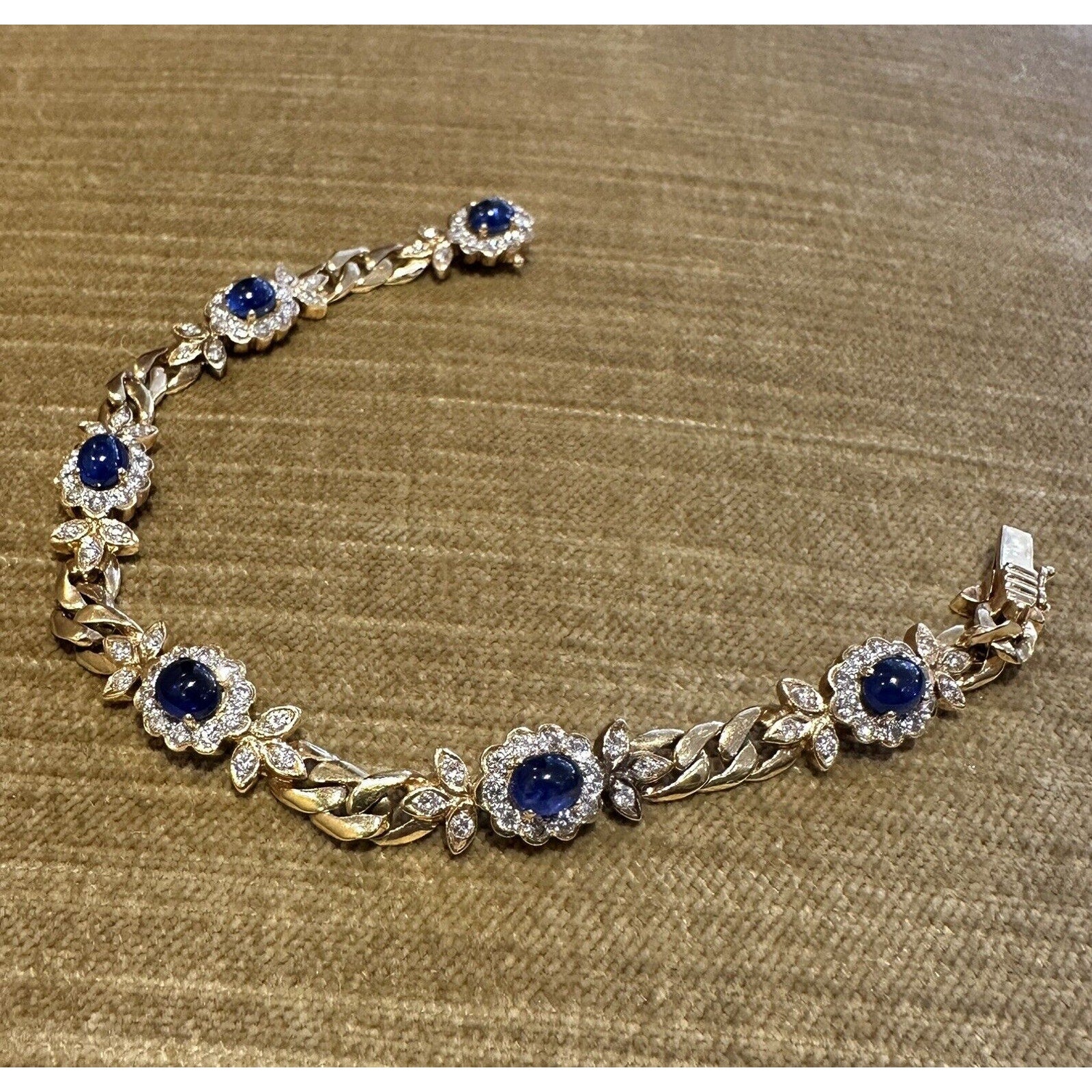 Cabochon Sapphire and Diamond Link Bracelet in 18k Yellow Gold