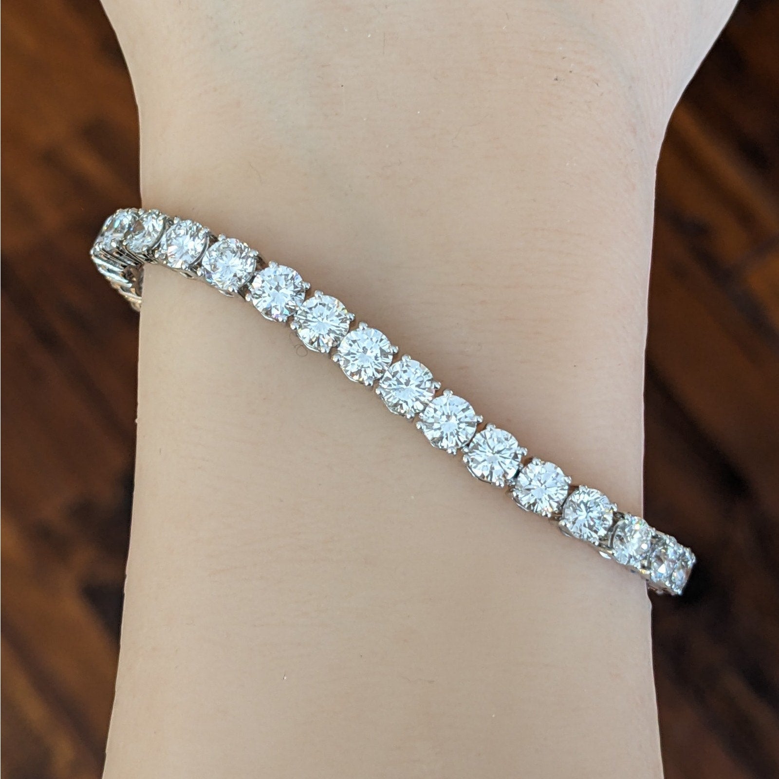 Natural Round Diamond Tennis Bracelet 13.00 ctw in 18k White Gold & Platinum